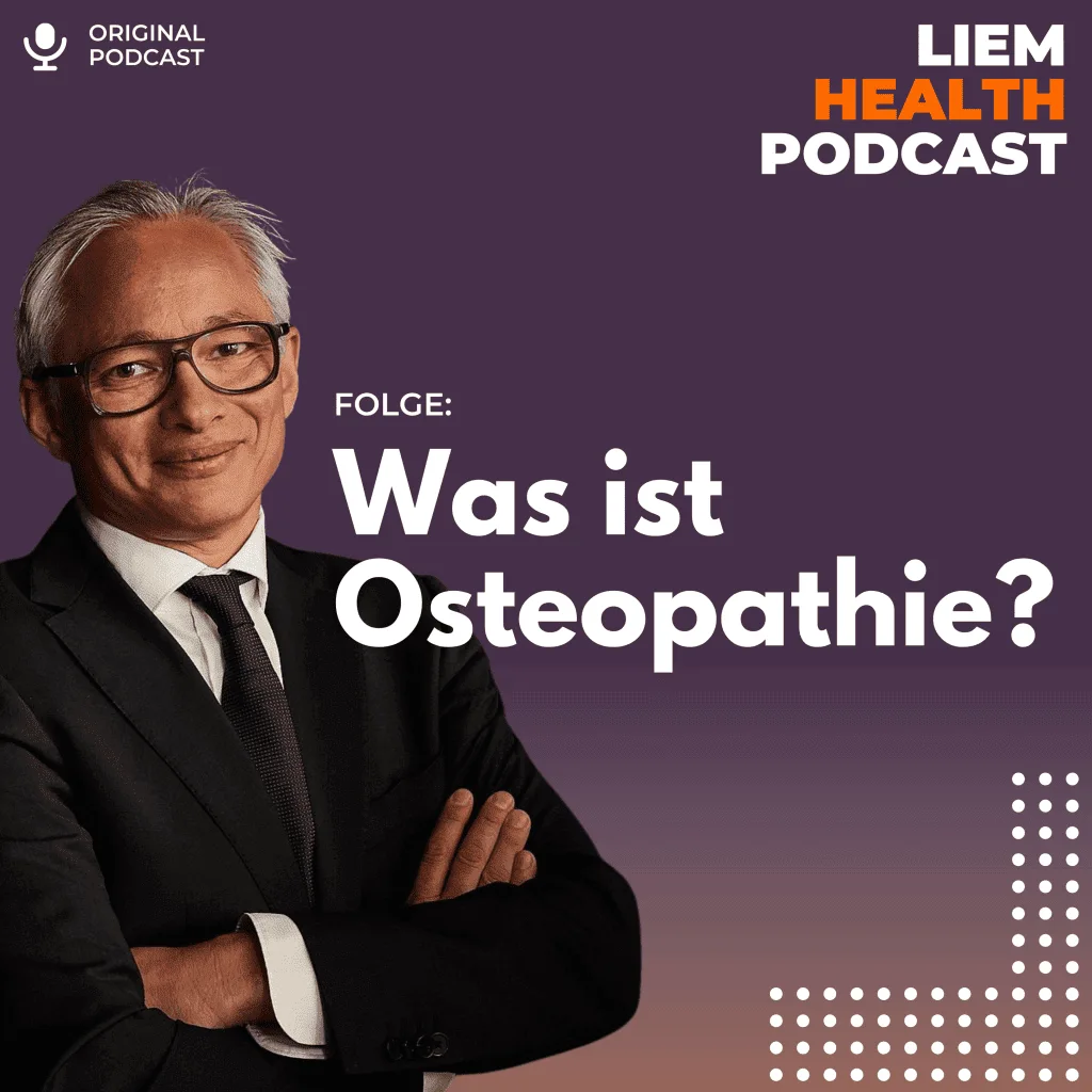 Ein Mann in Anzug und Krawatte mit der Aufschrift Osteopathen Hamburg.